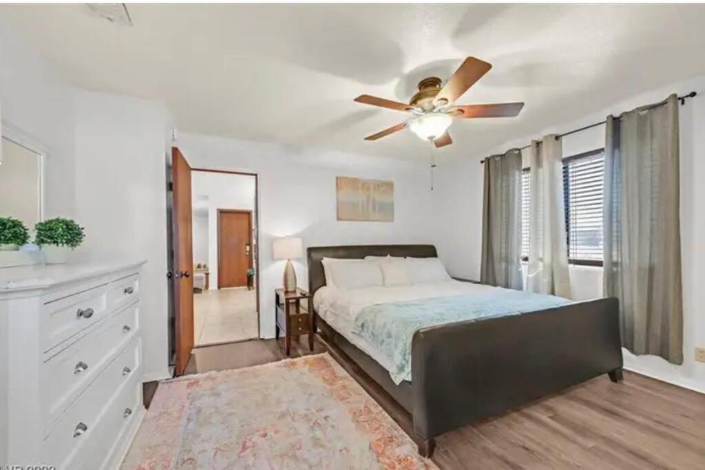 Beautiful Oasis With Rv Or Boat Parking Βίλα Henderson Εξωτερικό φωτογραφία