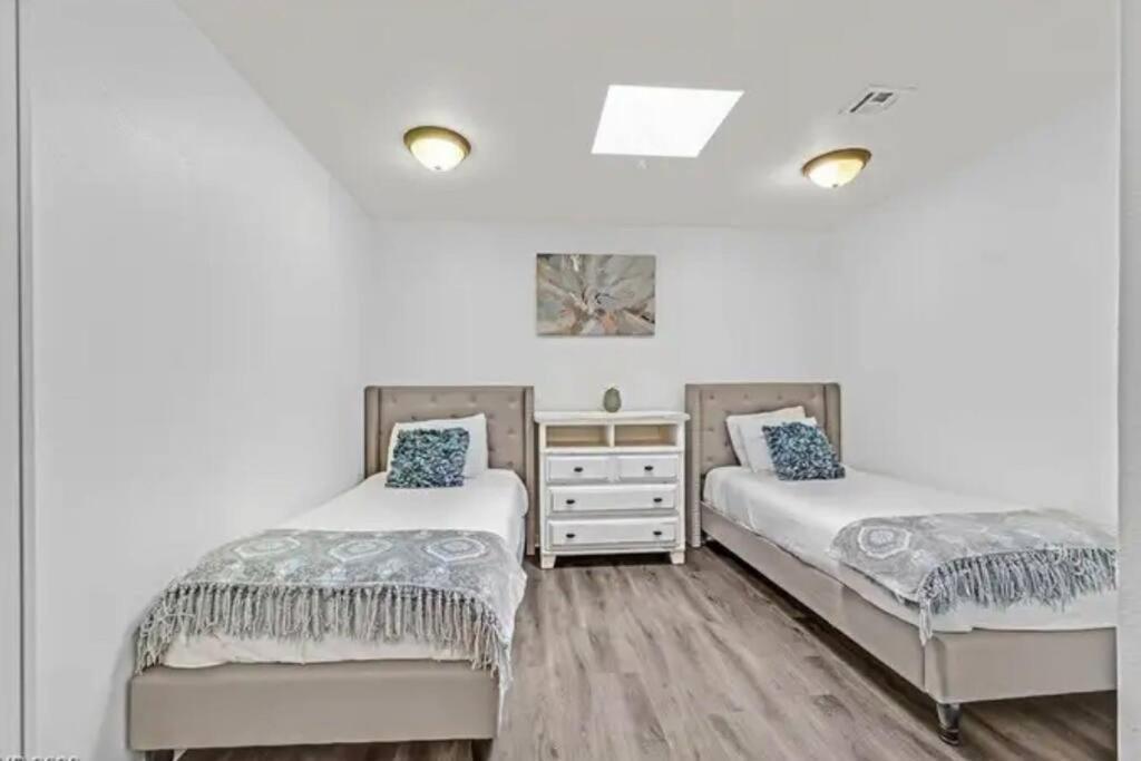 Beautiful Oasis With Rv Or Boat Parking Βίλα Henderson Εξωτερικό φωτογραφία