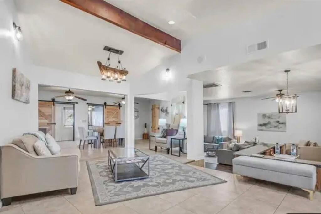 Beautiful Oasis With Rv Or Boat Parking Βίλα Henderson Εξωτερικό φωτογραφία