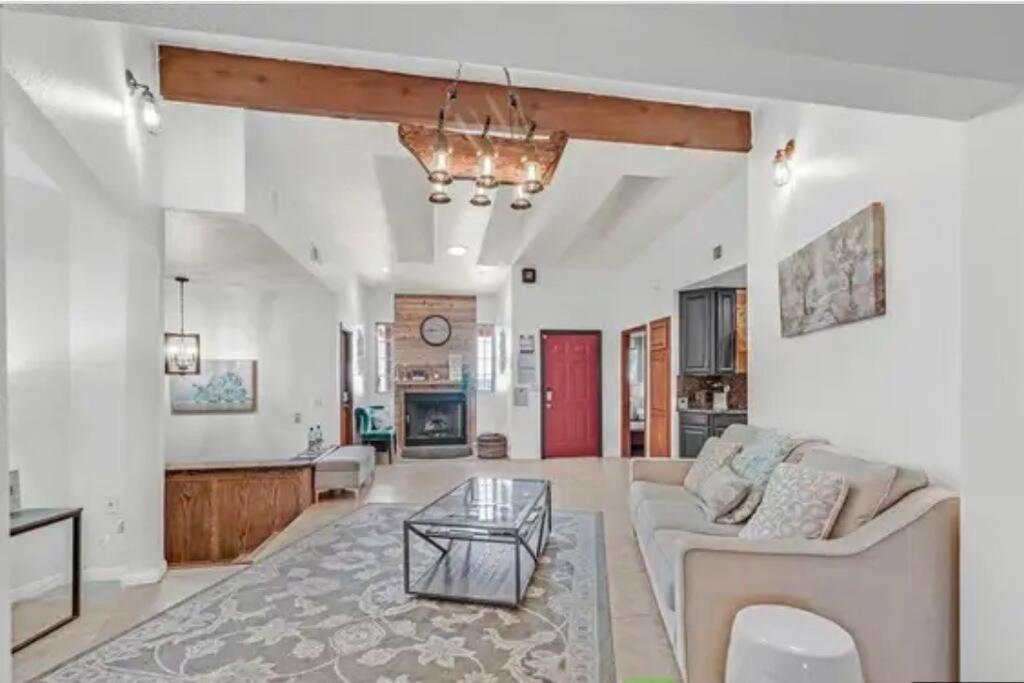 Beautiful Oasis With Rv Or Boat Parking Βίλα Henderson Εξωτερικό φωτογραφία